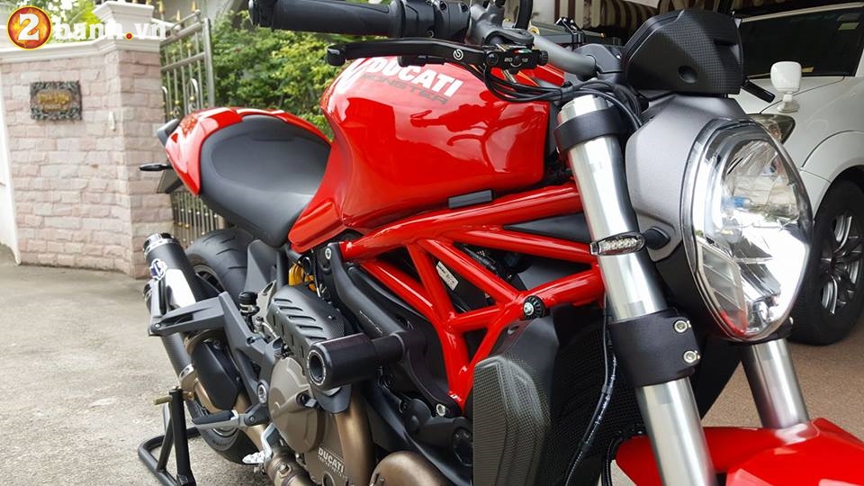 Ducati Monster 821 trong ban do don gian nhung van day kich thich - 12