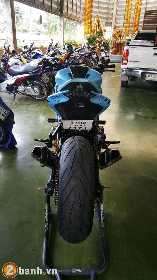 Kawasaki z1000 đầy cá tính trong diện mạo mới