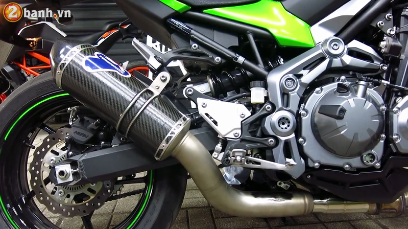 Clip Thu luc Kawasaki Z900 ABS 2017 voi ong xa Termignoni Carbon