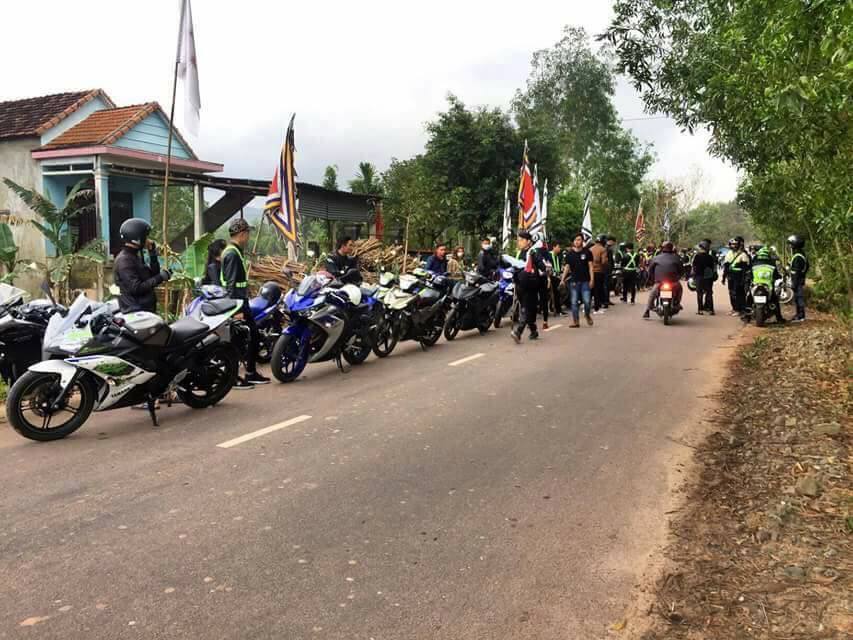 Dam tang cua mot biker dat Quang chuyen di cuoi cung - 4