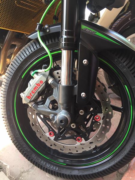 Kawasaki z1000 siêu chất trong bản độ full option của biker vĩnh long