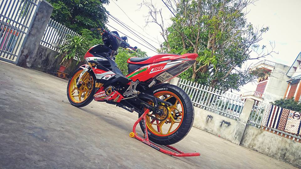 X1R do dep voi po Akrapovic cung nhung chi tiet cau ky - 6