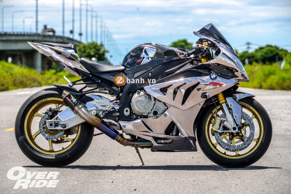 Day an tuong voi BMW S1000RR trong phien ban Chrome Silver - 6