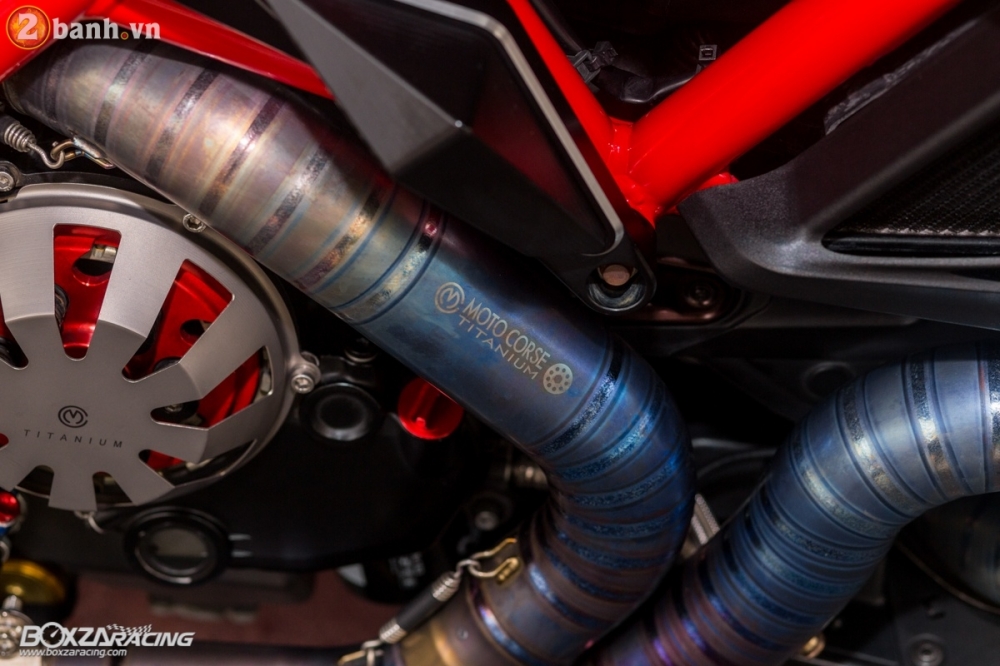 Ducati Diavel Carbon sieu sang trong ban do Red Devils - 25