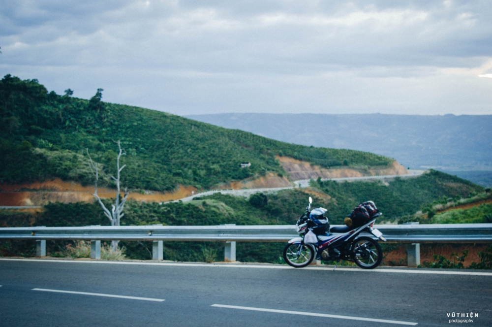 Hanh trinh 6750km cung Suzuki Raider cua biker Viet Phan 1 - 9