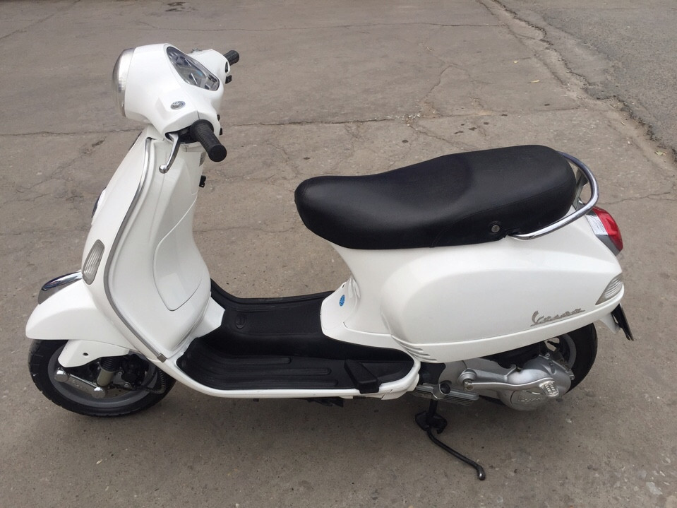 Vespa LX 125 Viet Nam mau trang 2010 bien dep 30L40334 - 3