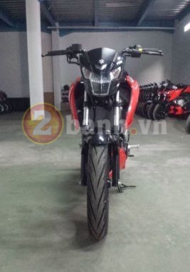 Bat ngo Suzuki GSXS150 co them phien ban dau den Satria F150 Fi - 5