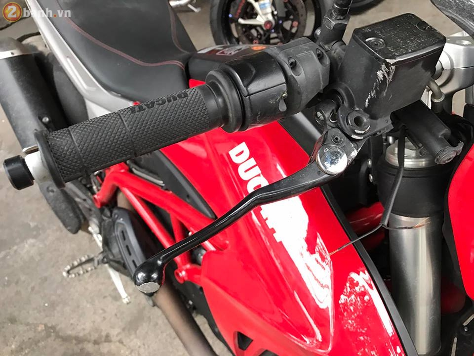 Ducati hypermotard 821 đẹp hơn trong bản độ hồi sinh sau tai nạn