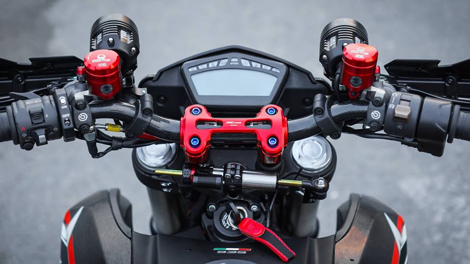 Ducati Hypermotard 939 do chat den ngat trong tung chi tiet tai Viet Nam - 4