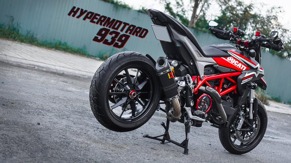 Ducati Hypermotard 939 do chat den ngat trong tung chi tiet tai Viet Nam