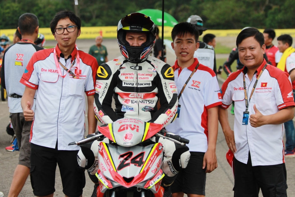 Hai tay dua Viet Nam tham gia Giai dua Mo to Chau A ARRC 2017 - 2