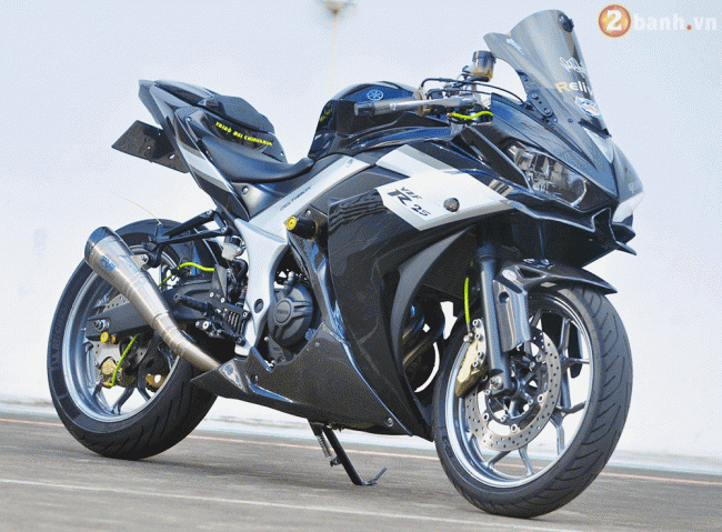 Yamaha R25 the thao hon trong dien mao cuc chat - 2