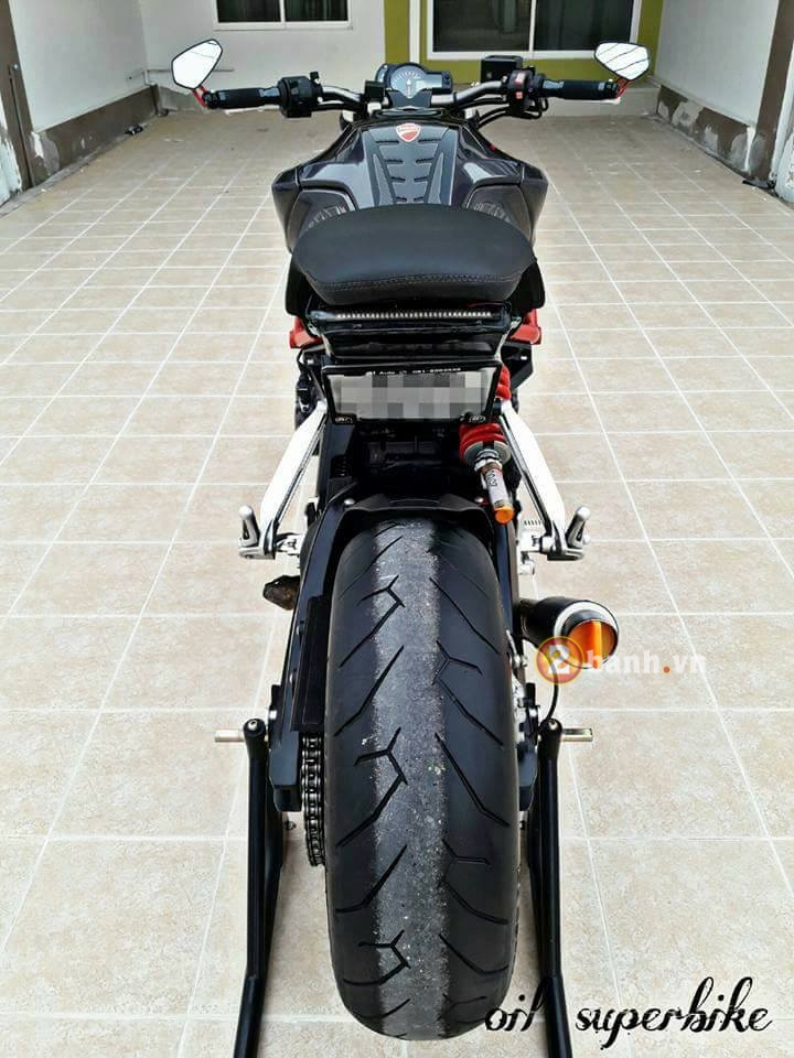 Benelli 600i lot xac day ngoan muc mang phong cach Ducati Monster - 8
