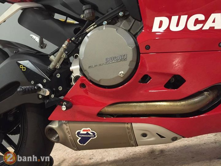 Ducati 899 panigale độ đơn giản đến mức tinh tế và ấn tượng