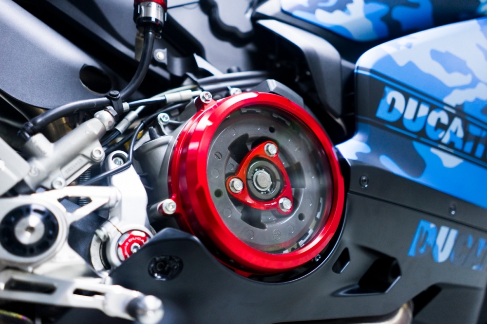 Ducati 959 panigale gây ấn tượng trong bộ cánh rằn ri nổi bật