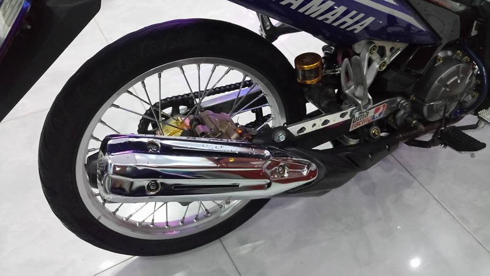 Yamaha Exciter 135 kieng nhe ca tinh cua biker Sai Gon - 4