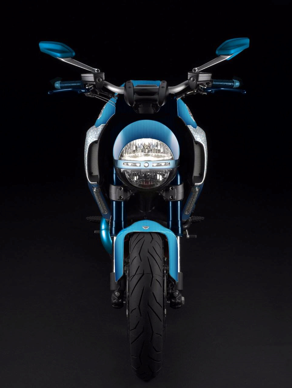 Ducati Diavel trong ban do Carbon Xanh day an tuong - 4