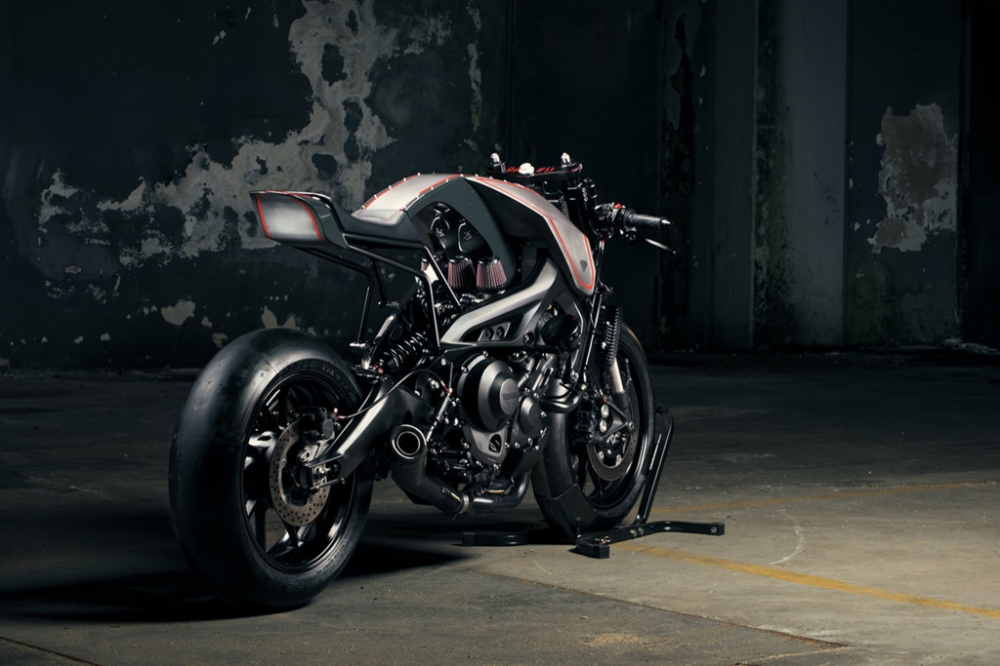 Yamaha XSR900 ban do cuc doc den tu biker Duc - 4