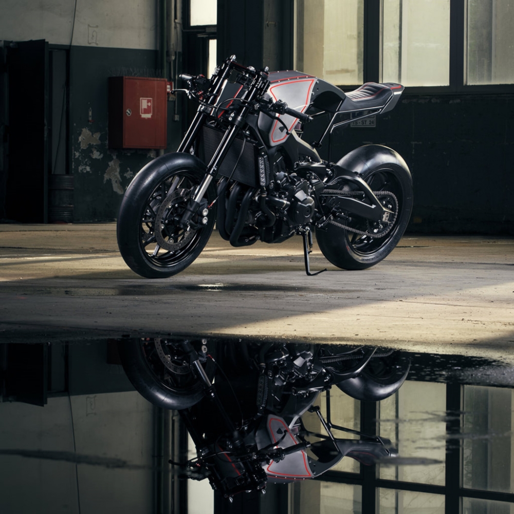 Yamaha XSR900 ban do cuc doc den tu biker Duc - 8