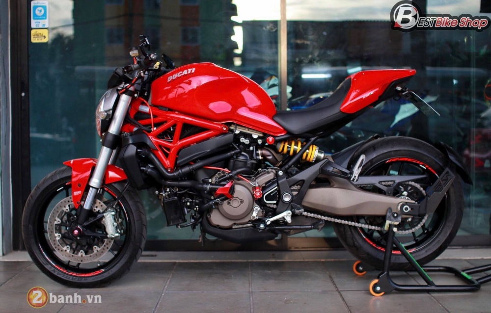 Ducati Monster 821 phong thai nguyen ban nhung khong he don gian - 2