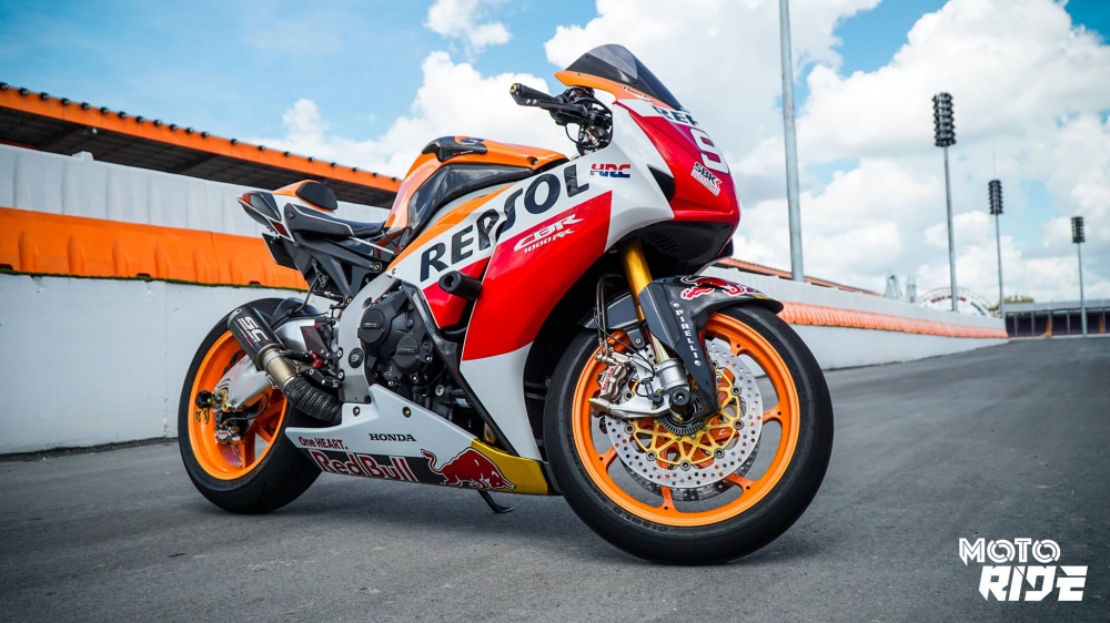 Honda CBR1000RR dep den ngo ngang trong phong cach 93 MotoGP - 15