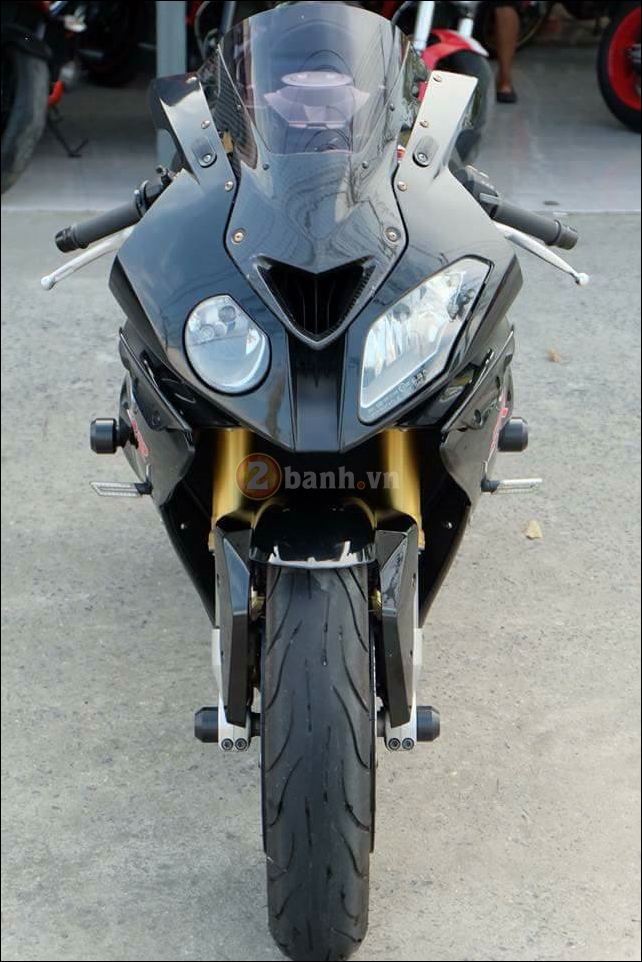 BMW S1000RR cang det cung phien ban Full black Limited - 2