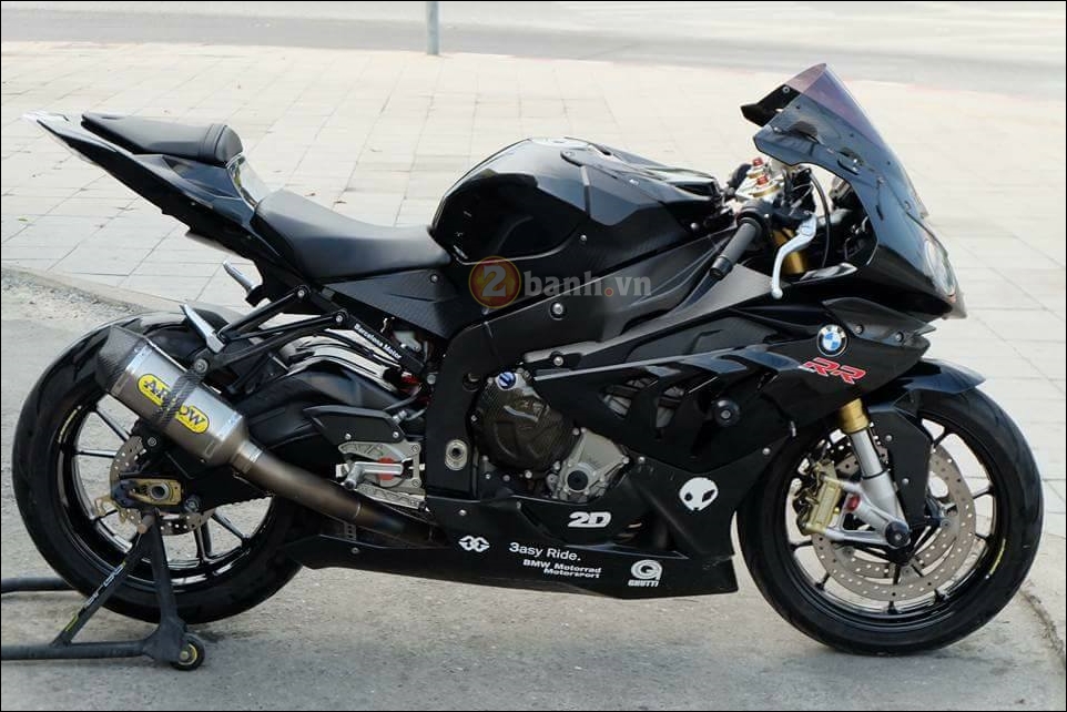 BMW S1000RR cang det cung phien ban Full black Limited - 6