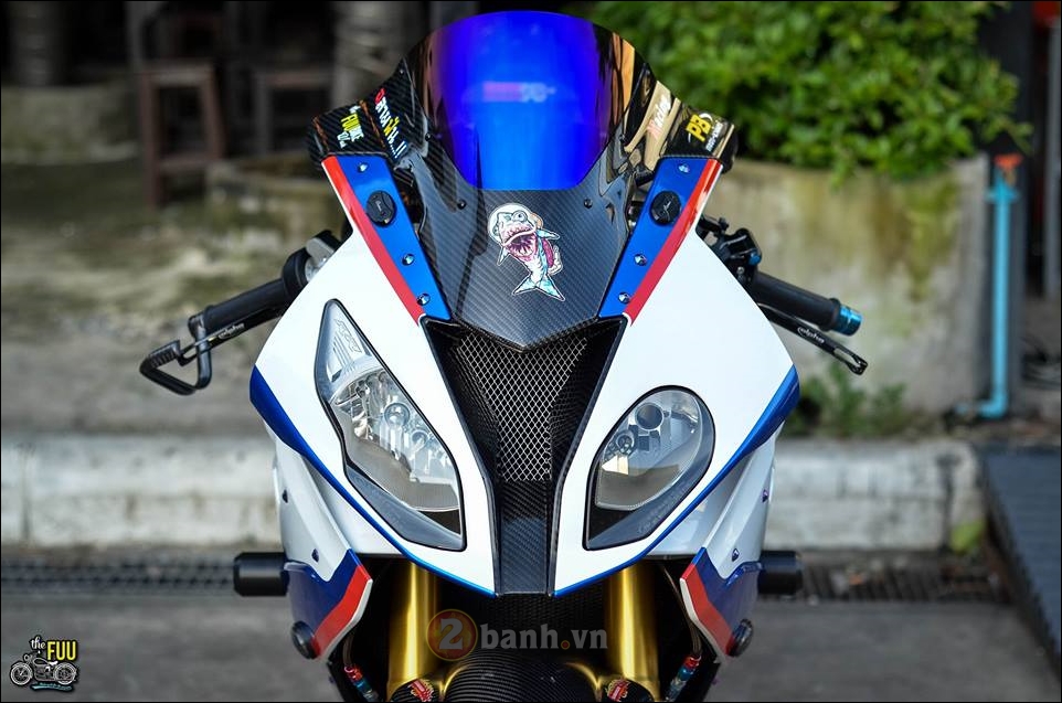 BMW S1000RR do Carbon hoa trong tung chi tiet - 2