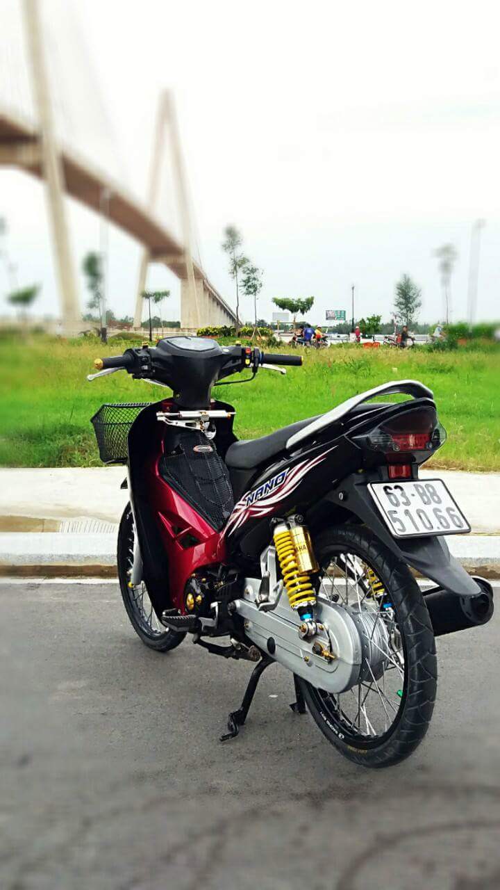 Sirius Spark Nano den tu mot Biker Sirius Tien Giang mien Tay song nuoc - 2