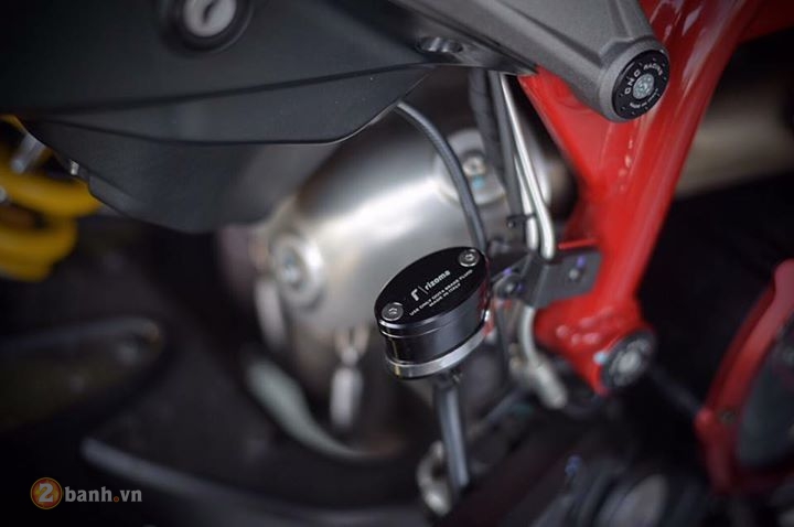Ducati hypermotard 939 vẻ đẹp được hoàn chỉnh sau khi qua tay biker thái