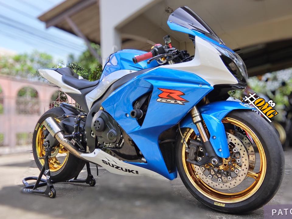 GSX R1000 ong vua trang xanh ke tranh ngoi vua mo to - 2