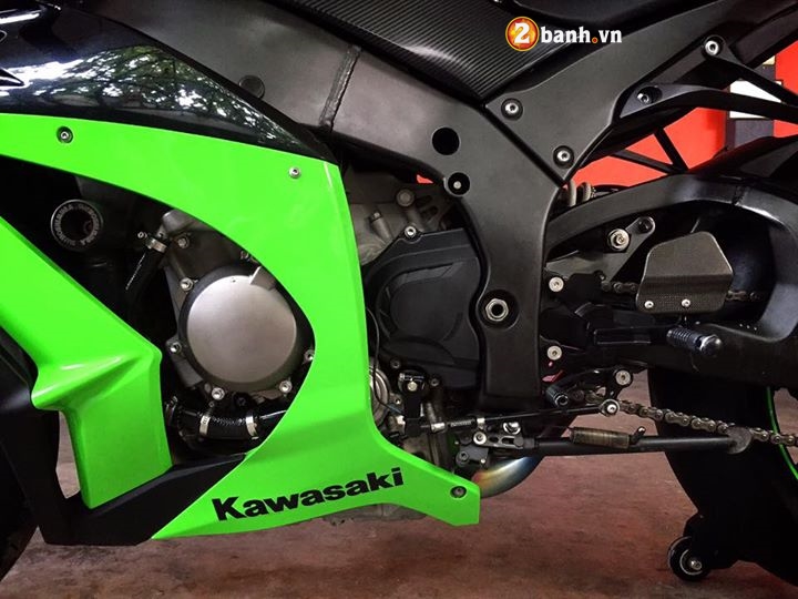 Kawasaki zx-10r kẻ mệnh danh chiến thần tốc độ