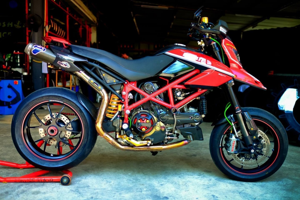 Ke menh danh King of Street Ducati Hypermotard 1100 SP - 2