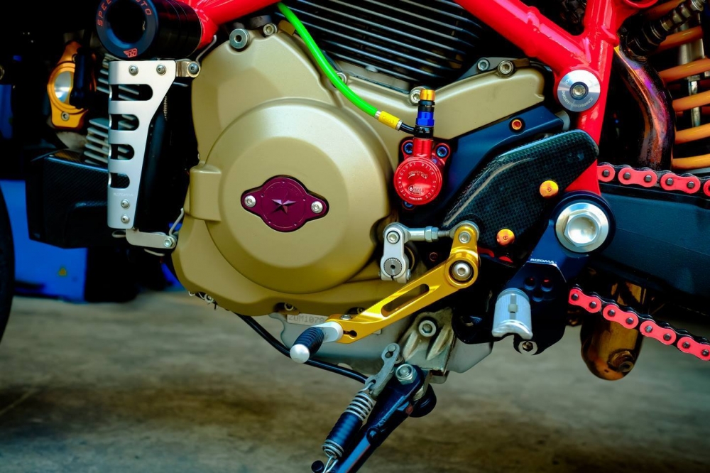 Ke menh danh King of Street Ducati Hypermotard 1100 SP - 13