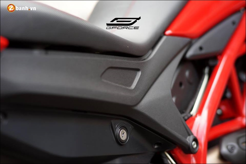 Ducati hypermotard 821 độ lôi cuốn cùng nhiều đồ chơi tinh tế