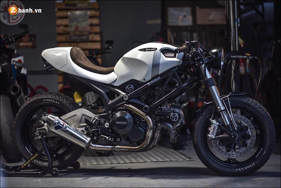 Ducati monster 696 độ đẹp mắt qua vẻ đẹp hoài cổ cafe racer