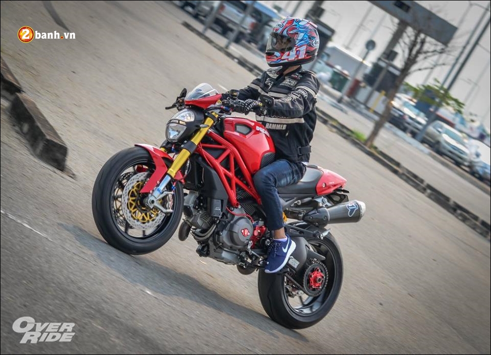 Ducati Monster 795 do khung den tu do choi hang nang - 24