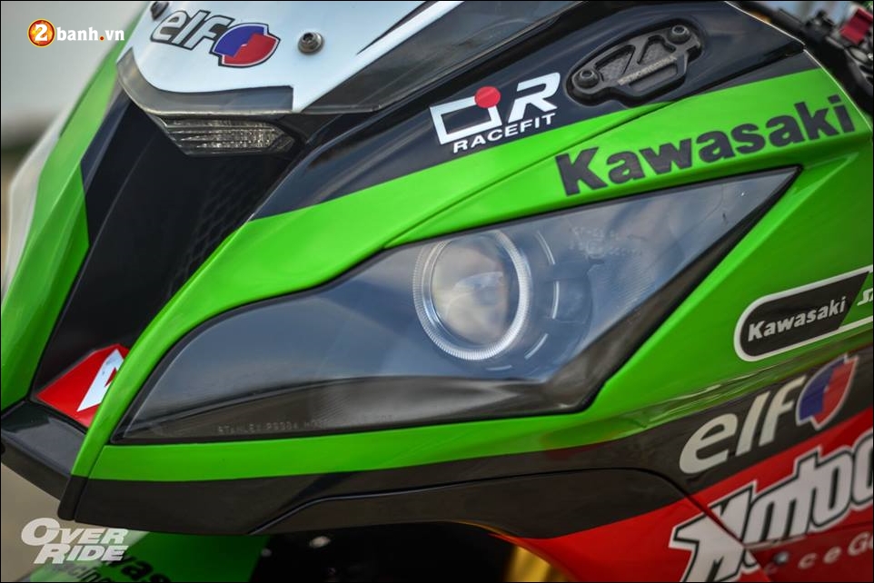 Kawasaki ninja zx-10r độ chiến thần đường đua mang tên green grasshopper