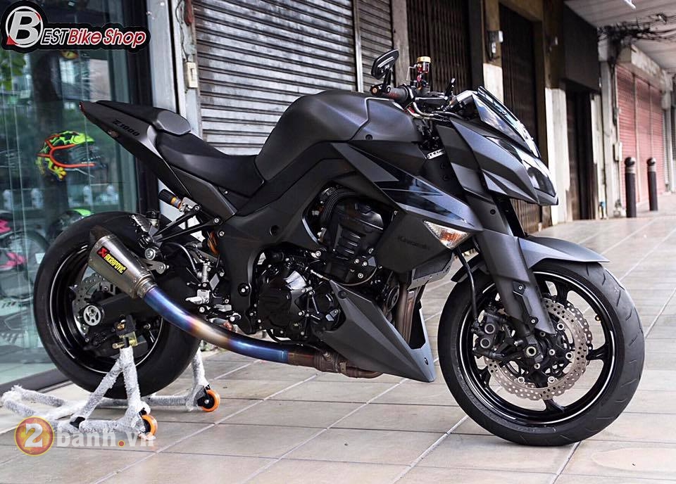 Kawasaki z1000 đầy sắc bén trong phiên bản matte black