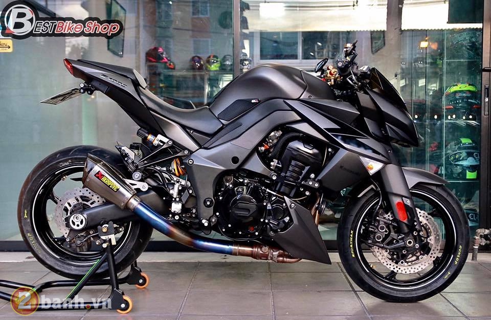 Kawasaki z1000 đầy sắc bén trong phiên bản matte black