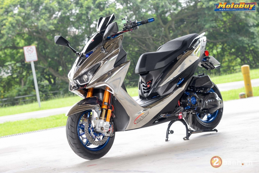 Yamaha Force 155 su nang cap day dot pha den an tuong cua biker xu Dai - 2