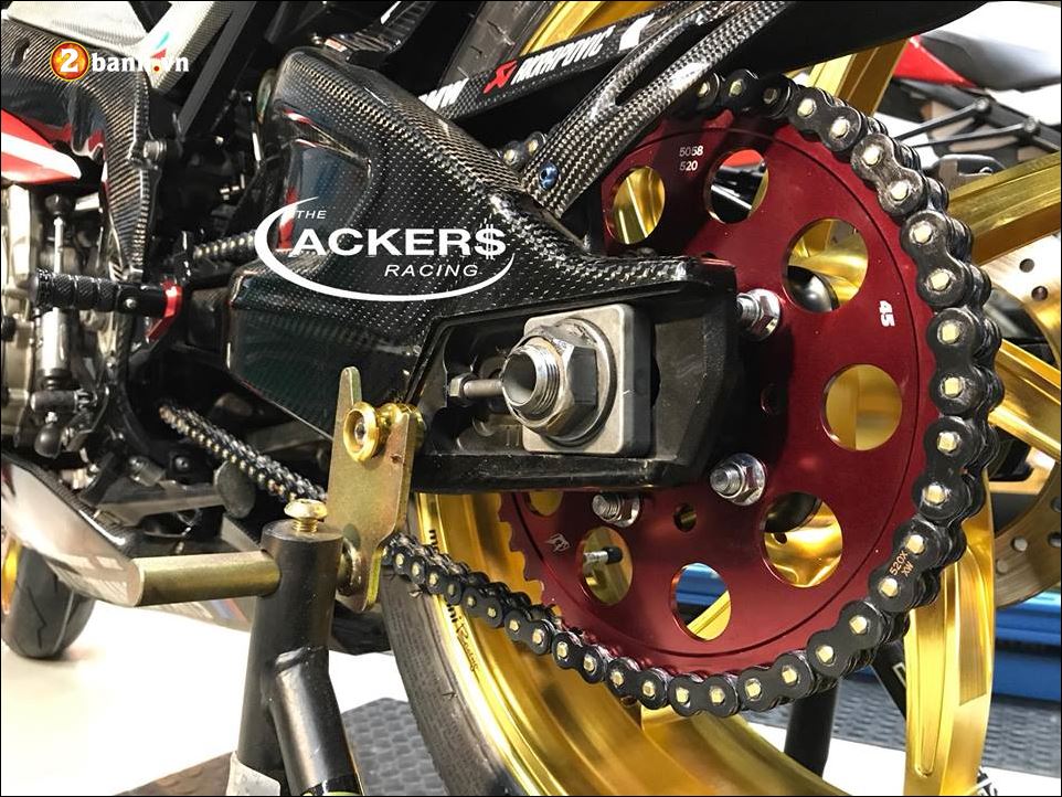 BMW S1000RR ban nang cap cung dan chan choi loa - 7