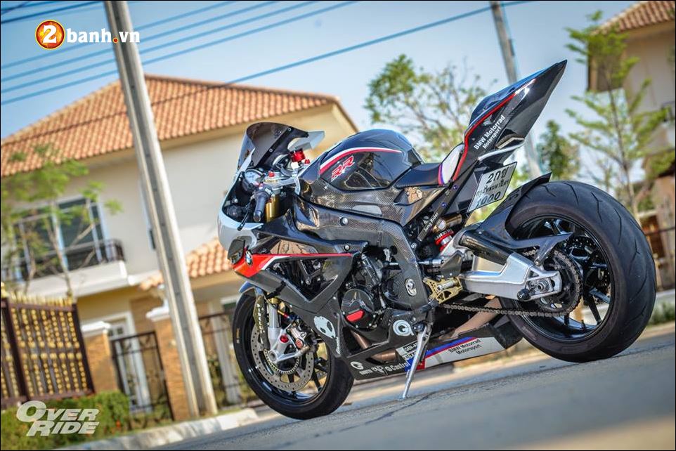 BMW S1000RR Tho san bien ca mang ten Shark Carbon - 27