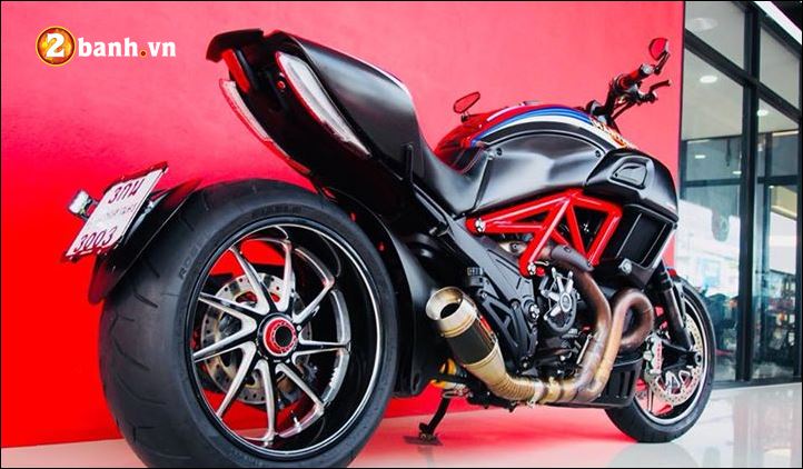 Ducati Diavel ban do toi tan mang ten Red Carbon Facelift - 12