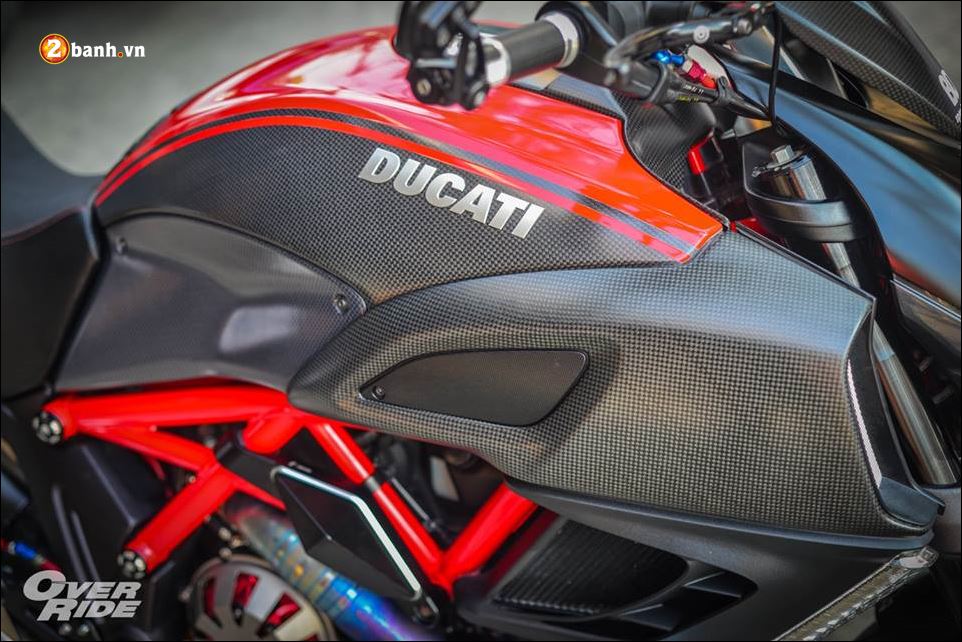 Ducati diavel huyền thoại bóng đêm sự trở lại đầy ma mị