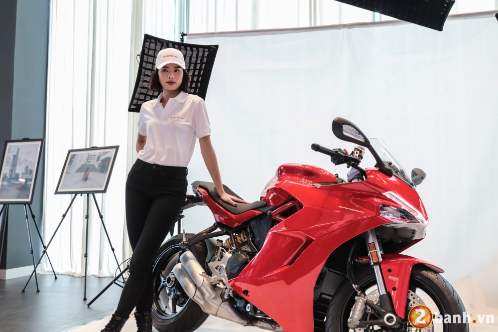 Ducati SuperSport chinh thuc ra mat thi truong Viet Nam voi gia ban tu 513900000 Dong - 7