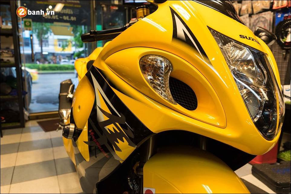 Hayabusa long lay cung ban nang cap vuot troi tu GP Rider Shop