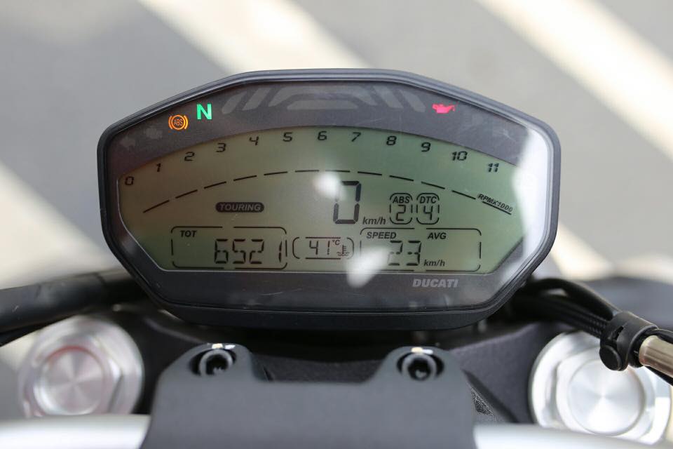 HN TQ Ban Ducati Monster 821