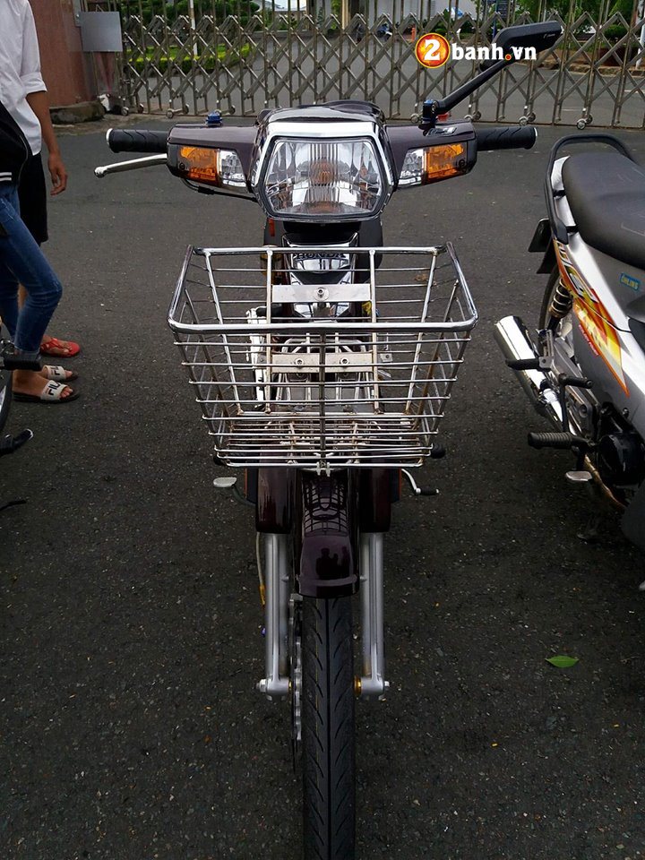 Honda Dream do kieng xuyen moi thoi dai cua biker Viet - 3