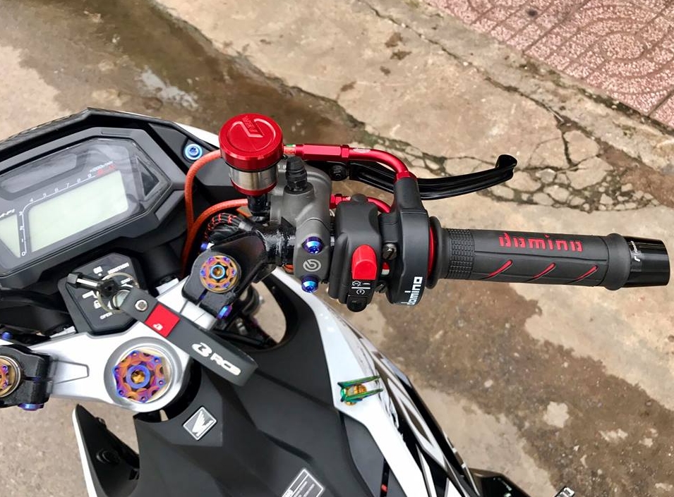 Sonic 150R do don gian dep den la ki cua biker Tay Ninh - 4